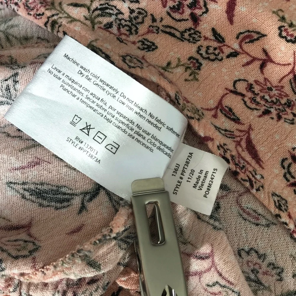 🔴 4/$15 Peace & Pearls Women’s 3X Peach Floral Front Tie Sleeveless Tank Top EUC - Picture 14 of 14